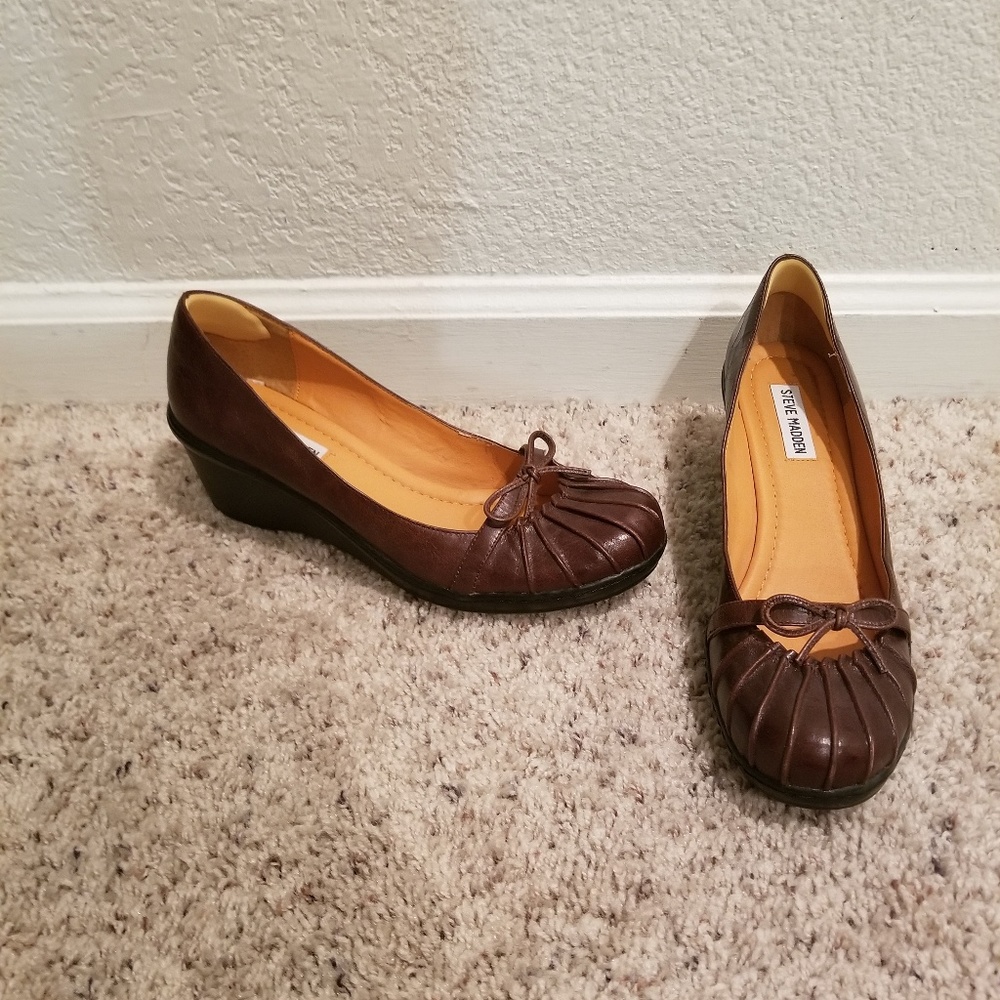 Size 10 Steve Madden Brown Loafer Wedge
